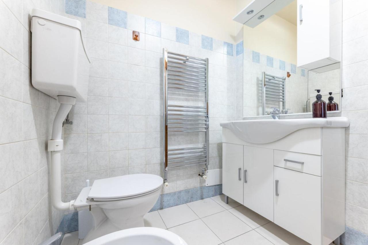 Aosta Centre Apartments - Porta Pretoria 56 Zewnętrze zdjęcie