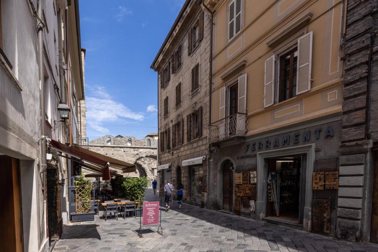Aosta Centre Apartments - Porta Pretoria 56 Zewnętrze zdjęcie